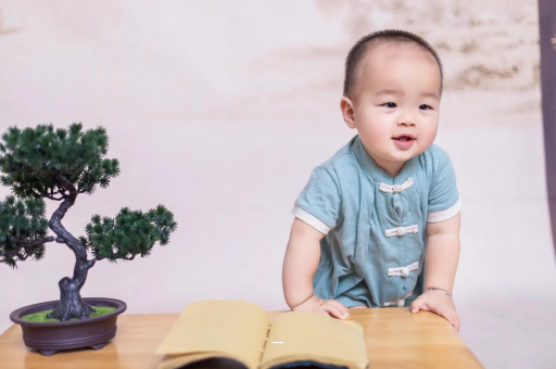 邯郸宝宝爱吐奶是什么原因